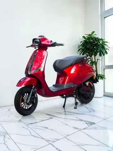Yaka Lavia SX góc 3